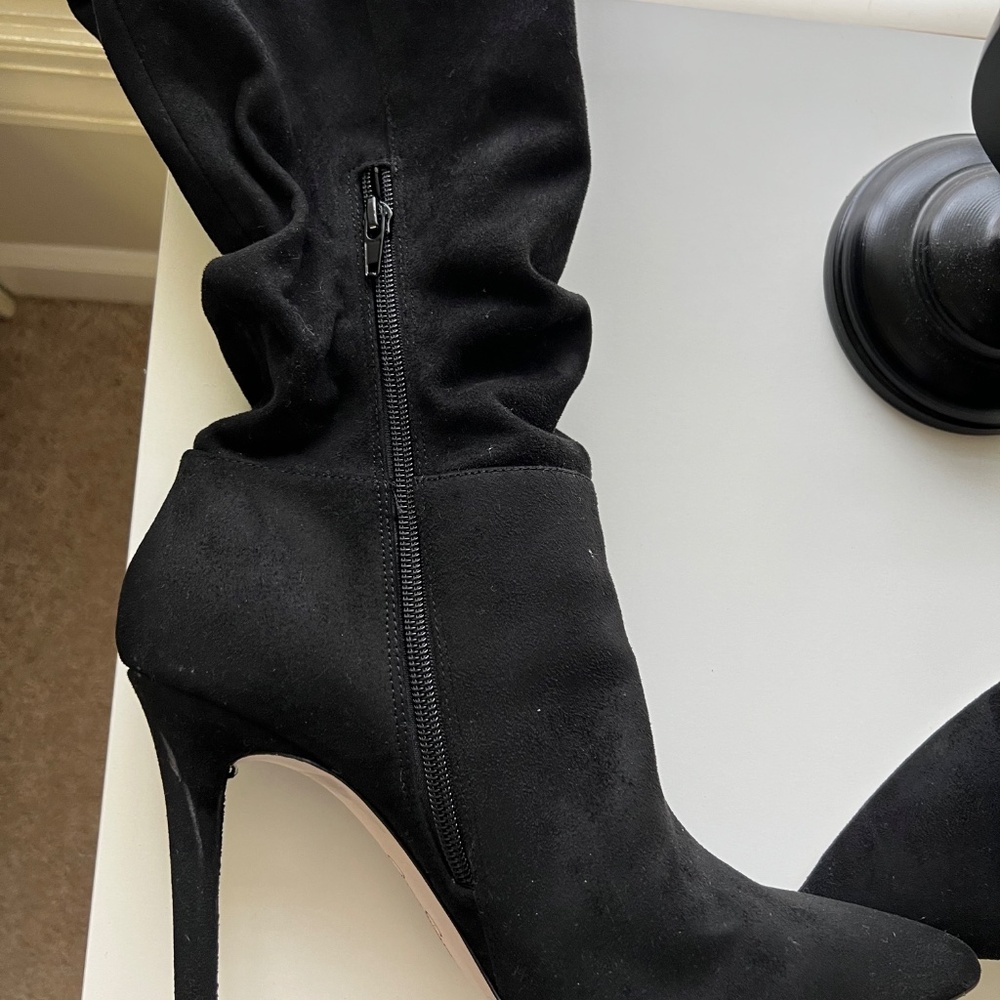 (USED) Jessica Simpson Saferra Suede Black Boot - Picture 9 of 16